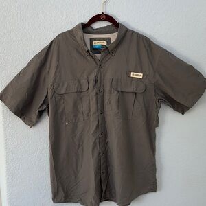 Magellan Outdoors Gray Relaxed Fit Fish Gear Shirt Size L